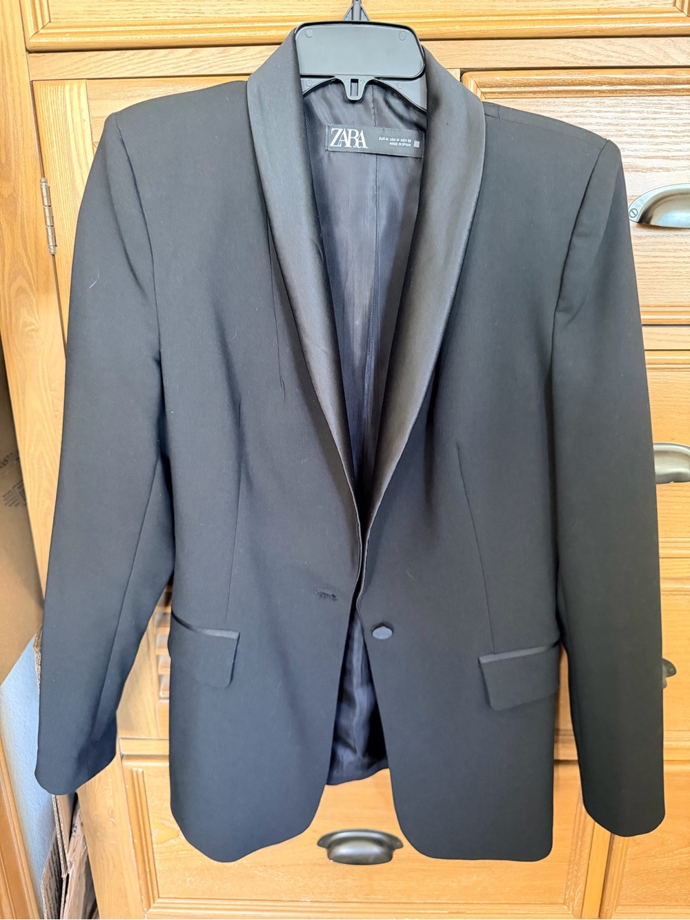 Zara Black Satin-Lapel Blazer